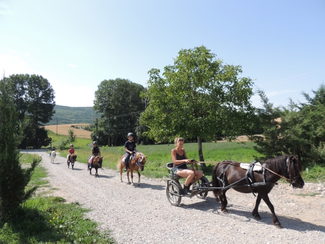  paseo en pony en Batie Vieille 